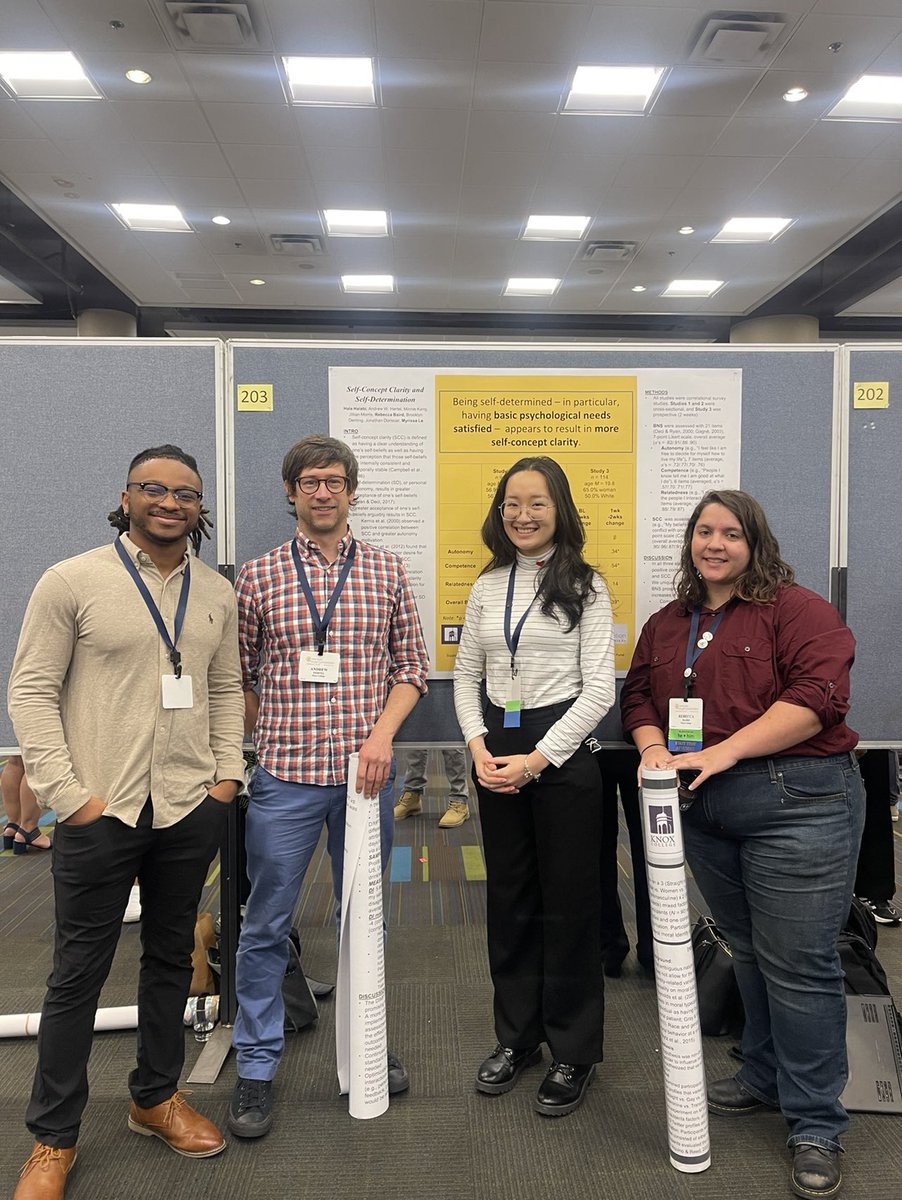 jon_ds7's tweet image. #SPSP2023 was great! It was fun connecting with @KnoxCollege1837 and @NorthwesternU friends. I really appreciated meeting old twitter/zoom friends IRL and new faculty/grads/post doc friends. Also I have to give a special shout-out to #BLASPR for such an inspiring event ✊🏾.