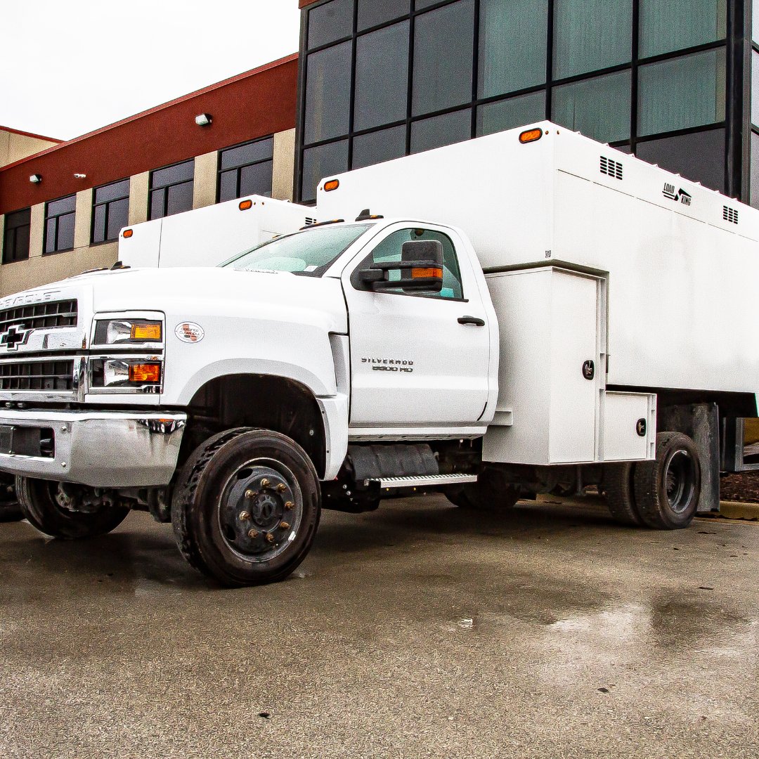 CTOneSource's tweet photo. In-Stock Alert: 🚨
We currently have Load King 11X66 and Arbotech 1460 chip trucks in stock for sale or rent.  

#chiptrucks #forestryequipment #LoadKing #Arbortech https://t.co/USOWNThAHB