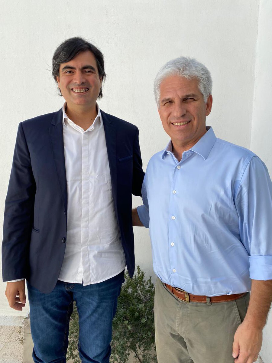 El Dr Charly Pereyra, por el Sublema PRO SAN LUIS, será el Candidato a Intendente de la Ciudad de San Luis en las elecciones del 11 de junio, tal cual me lo informó la conducción provincial del PRO. Por supuesto pasé a saludarlo a <a href="/PereiraCharly/">Charly Pereira</a> y a desearle todos los éxitos !!