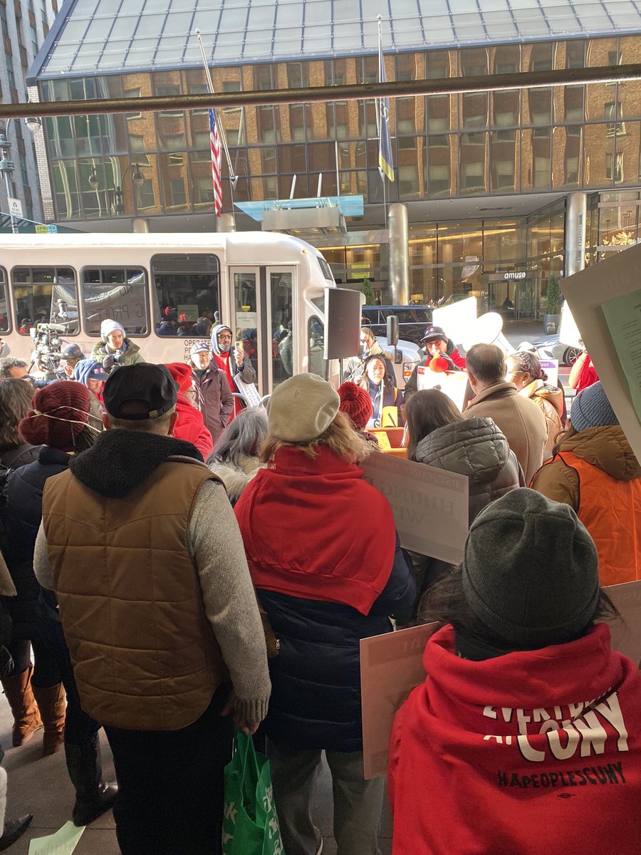 veronewyork's tweet photo. CUNY should be about economic and racial justice but without funding we fall short on our mission and we fail to give students the high level of education and opportunity that they deserve @PSC_CUNY  @pscbrooklyn this rally calls for change #cometothetableCUNY https://t.co/zWSmwy1wm6