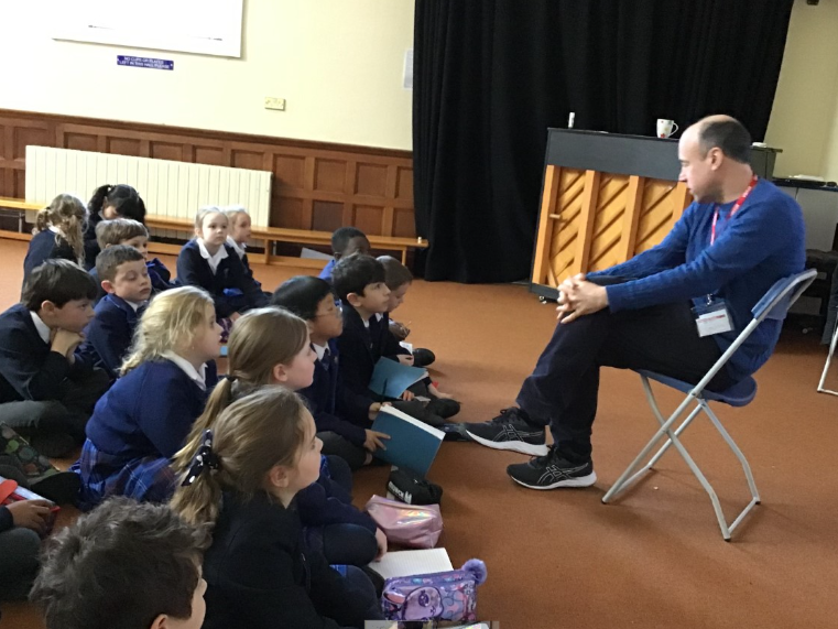 ECSPrep's tweet photo. Workshop time! Josh Lacey running writing workshops for all year groups. #joshlacey #inspiringwriting #bookweek2023 @EwellCastleHead @EwellCastleUK https://t.co/NPyXgrt7kD