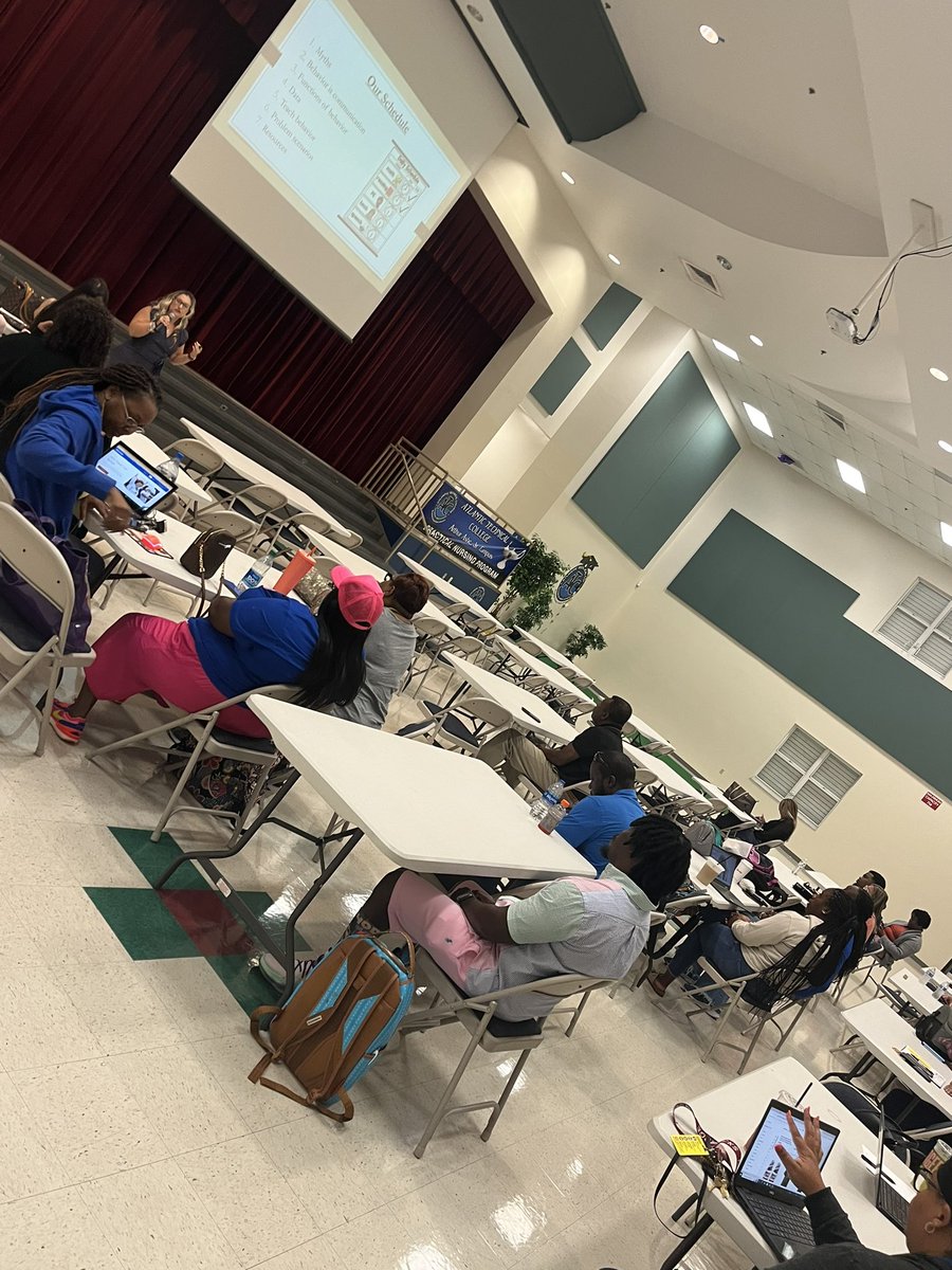 acostacastro10's tweet photo. Monthly Behavior Tech training led by our dynamic Behavior Program Specilaist our #BehaviorCrew is always growing and learning 💙 https://t.co/hCp41kCqIw