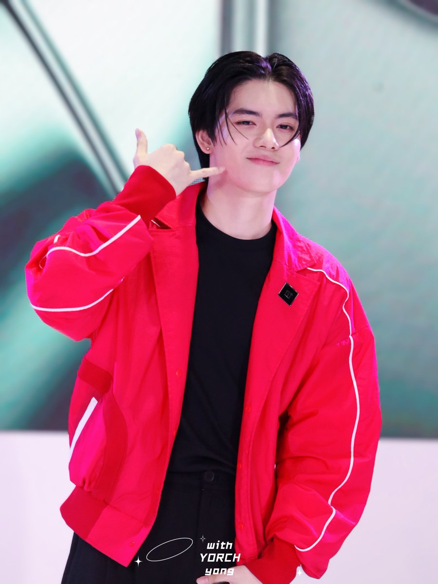 withyorchyong's tweet photo. Call me baby~🤙❣️
@yorch_yongsin
#yorch_yongsin #ยอร์ชยงศิลป์
#oneplus #oneplusth #oneplus11
#oneplus115G #shapeofpower https://t.co/fAHTaAItcC