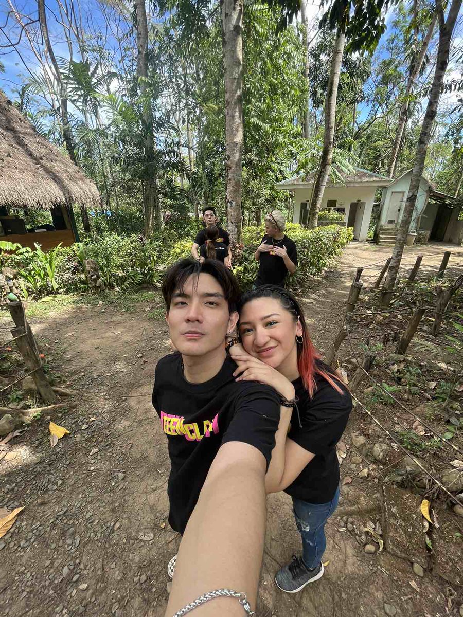 starhuntabscbn's tweet photo. LOOK: #RalphGail (@ralphhmalibunas @struggail) together with the #TeenClash cast for a morning adventure at the La Mesa Nature Reserve! 😍 https://t.co/hWXbEBJLDS