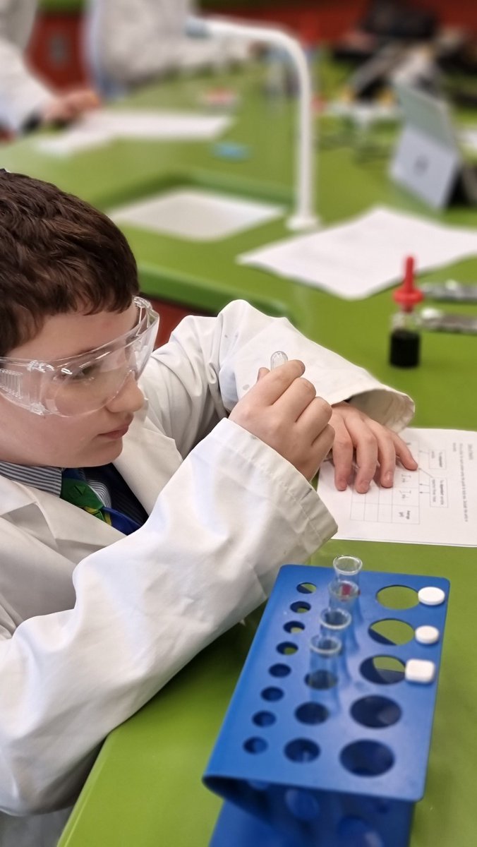 #Neutralisation reactions... which indigestion tablet is the most effective? #maidavaleyear7 <a href="/MaidaValeSchool/">Maida Vale School</a> #chemistry #ks3 #neutralisation