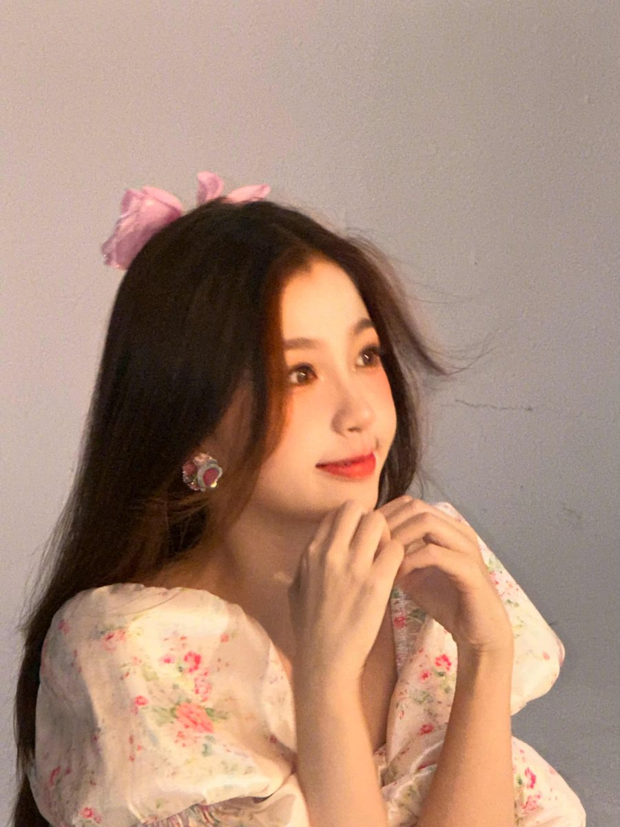 shes so so so perfect