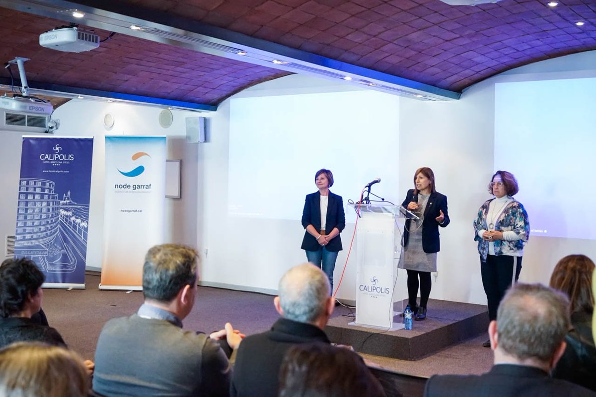 60 empreses del sector turístic del Garraf van rebre divendres el certificat Biosphere a <a href="/HotelCalipolis/">Hotel Calipolis</a>, és un reconeixement a les bones pràctiques en gestió sostenible de les empreses, serveis turístics i destinacions del #Garraf <a href="/abigailgarrido/">abigail garrido</a> <a href="/RHSugranyes/">Rosa HuguetSugranyes</a> <a href="/aurorasitges/">Aurora Carbonell i Abella</a>