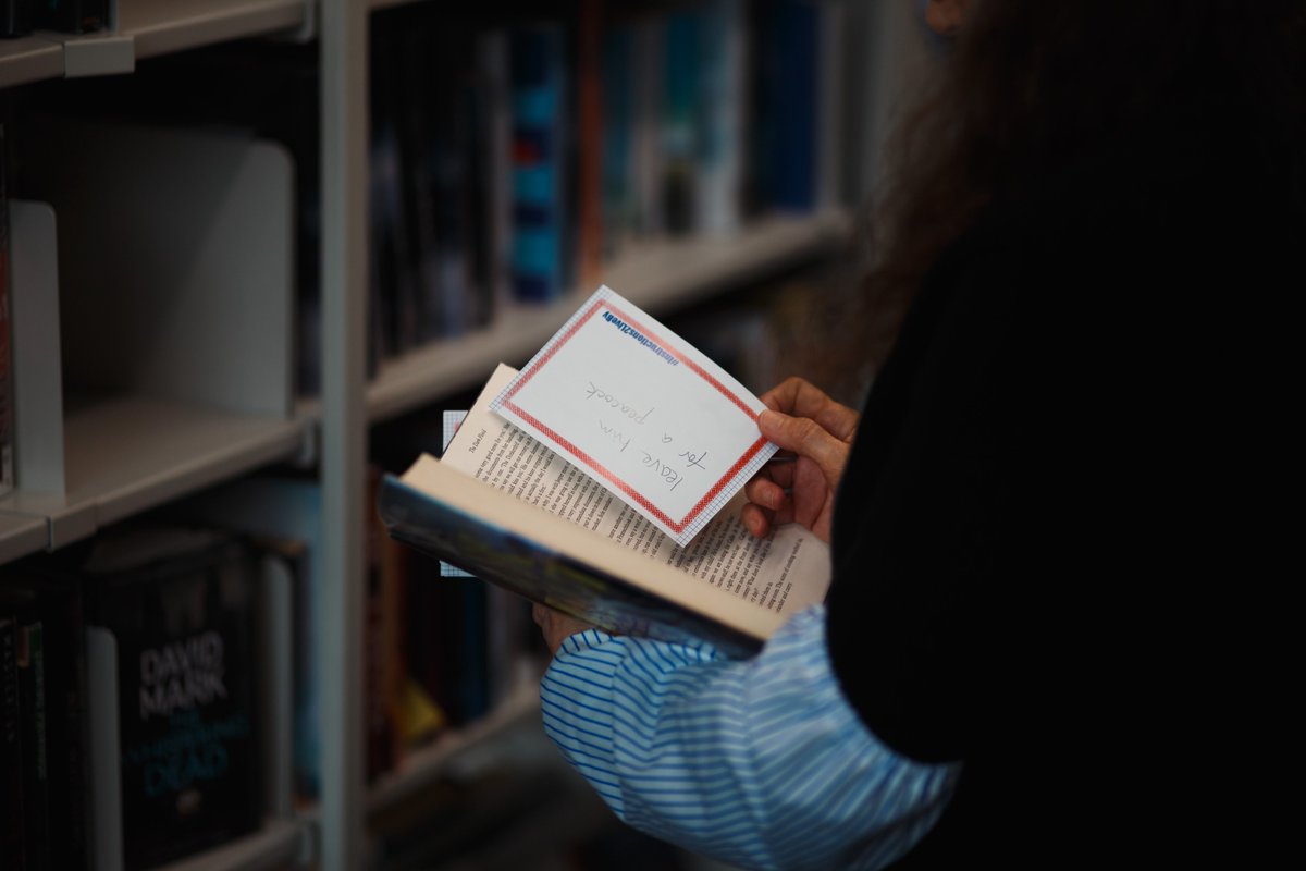 Following our second event on Saturday 25 Feb, your #Instructions2LiveBy are now to be found, tucked in the books of @ExeterLibrary   prestonstreetunion.wordpress.com/2023/01/14/wis…
Photo credits: Tristan Tripp