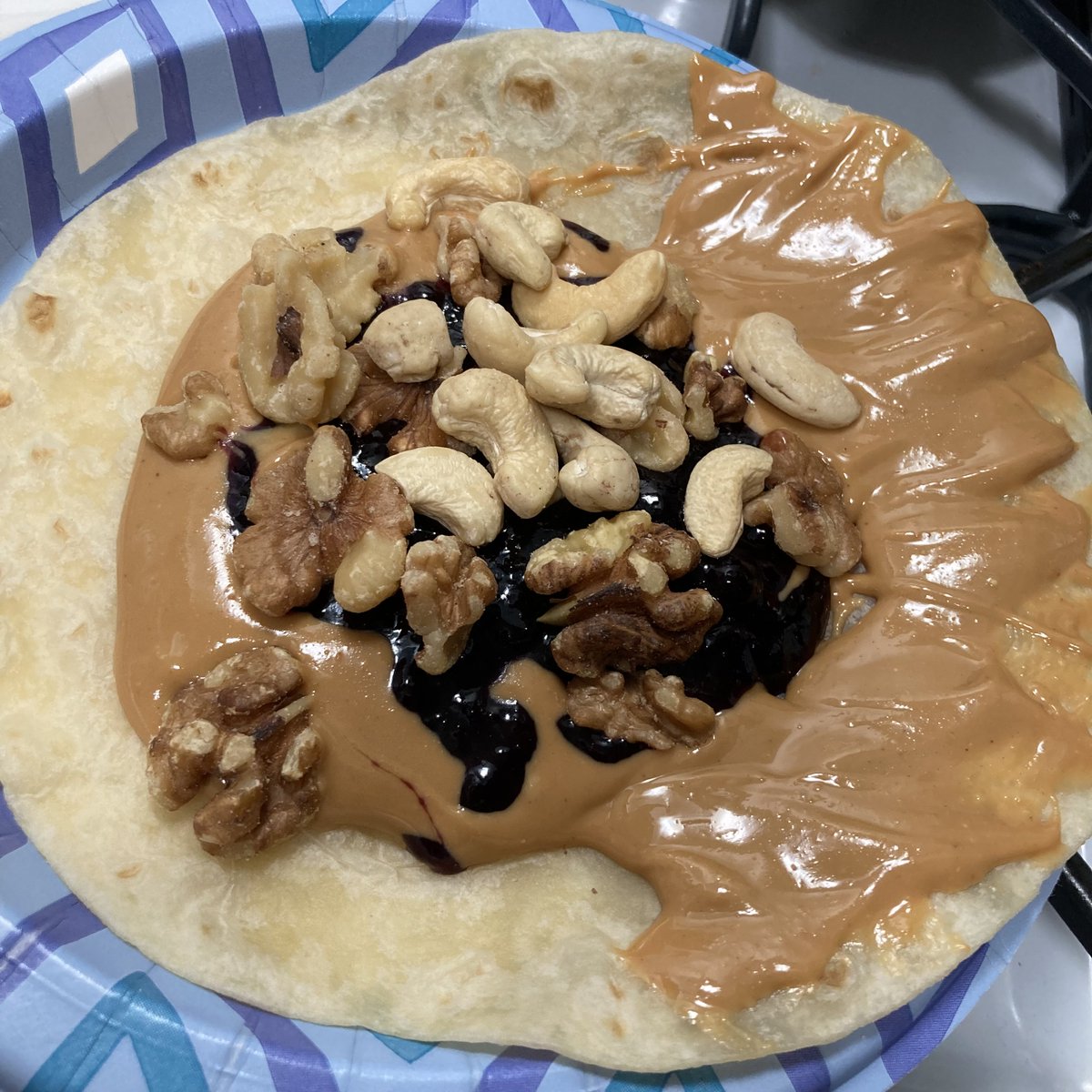RaulerFood's tweet photo. Peanut Butter Jelly Walnuts Cashews Tortilla Wrap | Organic

#PBJ #Jelly #Nuts #OrganicFood https://t.co/tb9FSSzcXQ