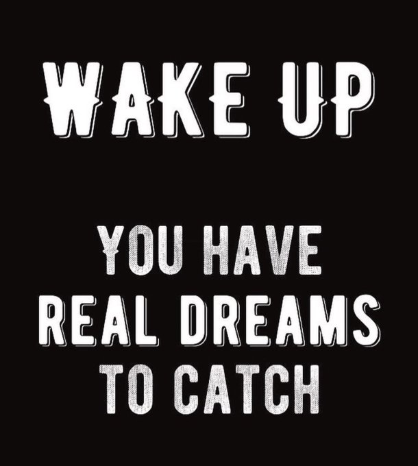 Rise UP. Time to chase those dreams & make them a reality!! ☁️ #MotivationMonday #LetsGetIt https://t