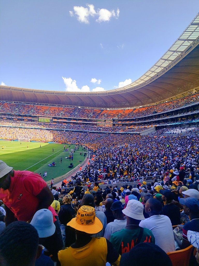 Soweto Derby Register.. Please share your pictures & videos taken at FNB stadium under this tweet & follow everyone that likes them. I follow back all 🏟️