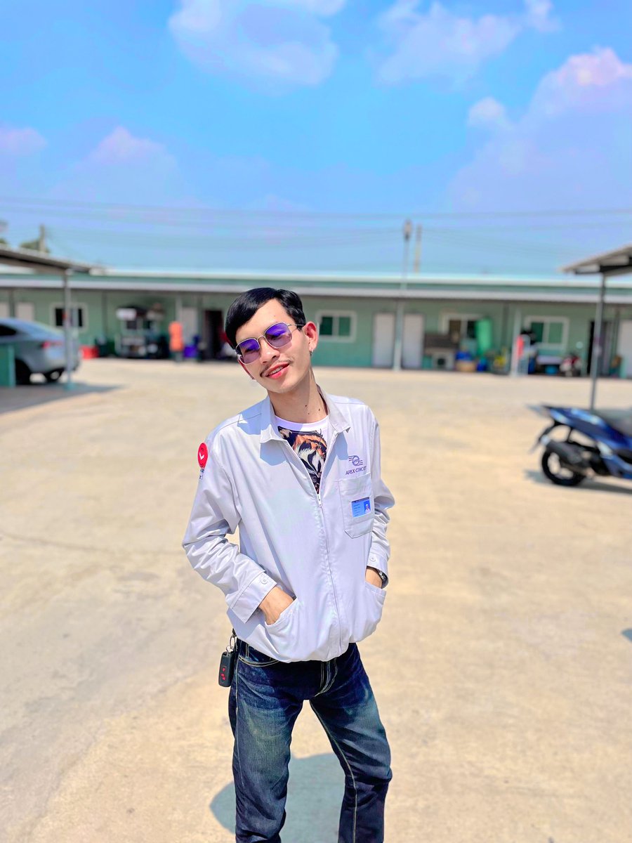 Aim15456903's tweet photo. อยากคอแดง ต้องนอนตะแคงซอยป้ะ5555🤣💦#นิคมสินสาคร #สมุทรสาคร #เจริญสิน https://t.co/16Zvwh321C