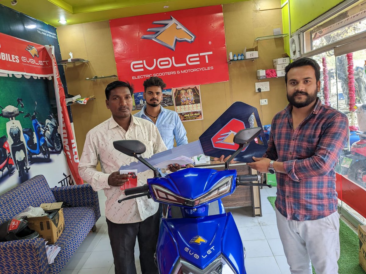 evoletpadrauna's tweet photo. Congratulations Mr. Hriday Anand Gupta ji become EVOLET EV. Family...
Model : Derby cl.
100% Electric ☘️🌿 
#Evolet #electricvehicles https://t.co/4IZ8FYYA0N