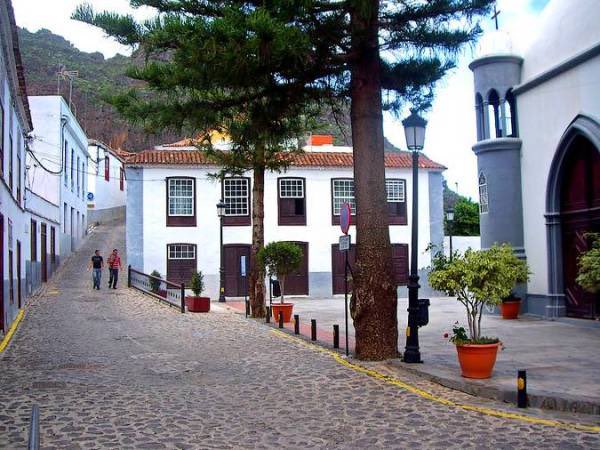 Imagenmiami's tweet photo. #Viajes | Agulo, en La Gomera,
Un lugar acogedor y pintoresco con mucha historia, naturaleza y tradiciones, con varias opciones para visitar como: El Parque Nacional de Garajonay, ir al mirador de Abrante, contemplar el Monumento Natural de Roque Blanco y sus callejuelas. https://t.co/USm57JDZPR