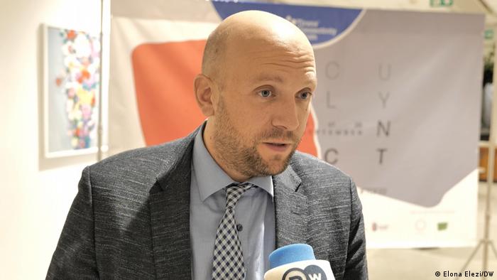 Manuel Sarrazin: Shanse të reja për Ballkanin Perëndimor 
p.dw.com/p/4O0hJ?maca=s…
#Kosovo #Kosova #Serbia #Ukraine <a href="/ManuelSarrazin/">Manuel Sarrazin</a> <a href="/FeilckeA/">Adelheid Feilcke</a>