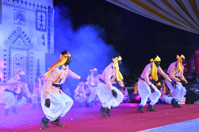 Dang Darbar-2023, showcasing the historical tradition of Dang, will be held at Ahwa
-
Dang Durbar will be opened on 2nd March by the Hon'ble Governor
 Shri Acharya Devvratji
-