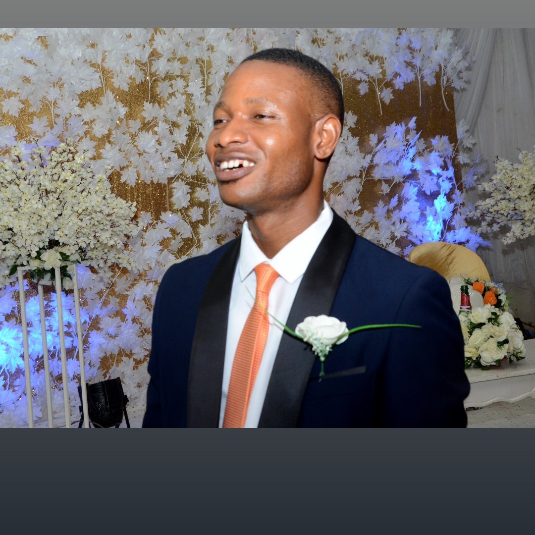 SolomonODuncan1's tweet photo. #NewProfilePic https://t.co/lhes1CjpGX