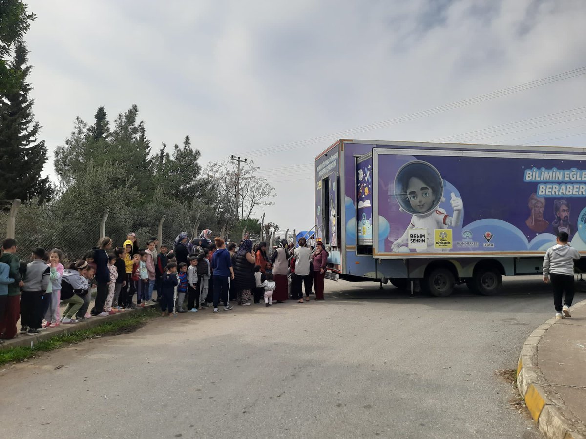 u_ibrahim_altay's tweet photo. Mobil Çocuk Etkinlik ekibimiz Kahramanmaraş’ta Bilim Tırımız İskenderun’da. 

Tüm genç arkadaşlarım davetlimizdir. https://t.co/7vELttUOon