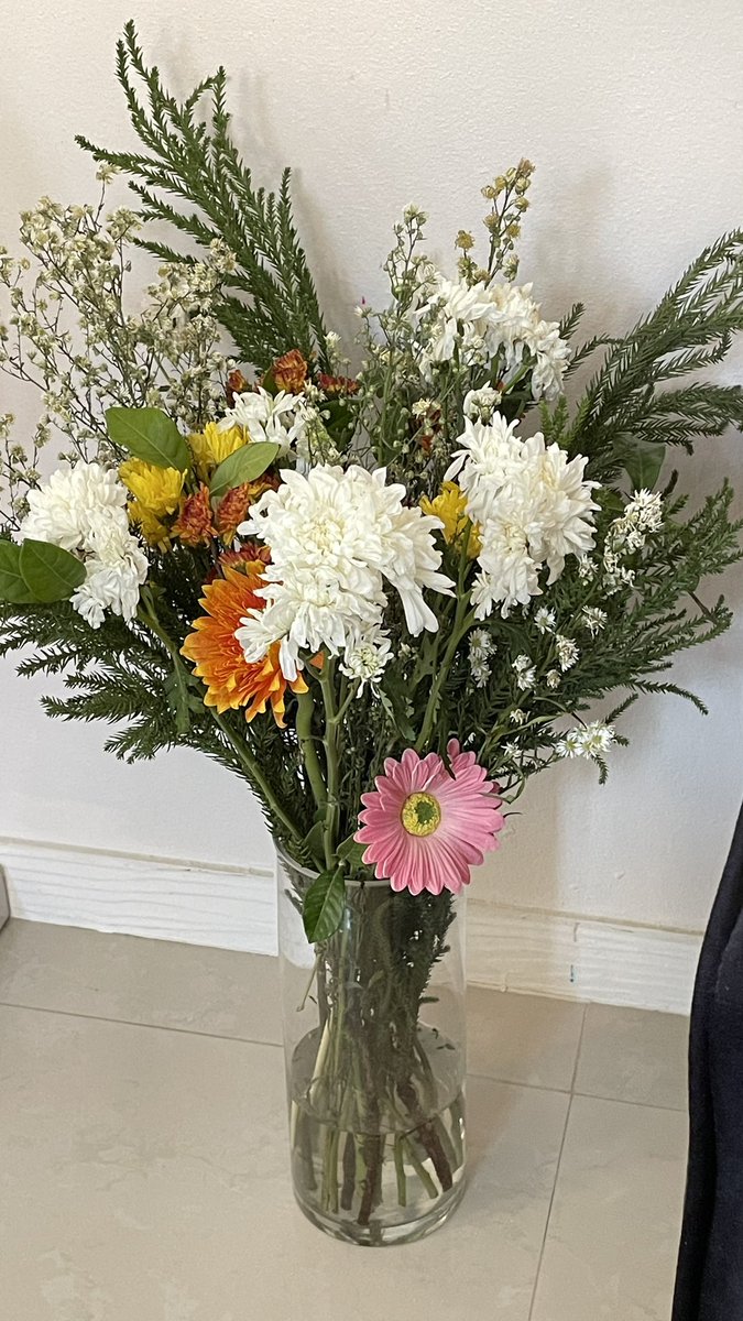 janaftersex's tweet photo. 💐🍻 https://t.co/iJndZKPwFk