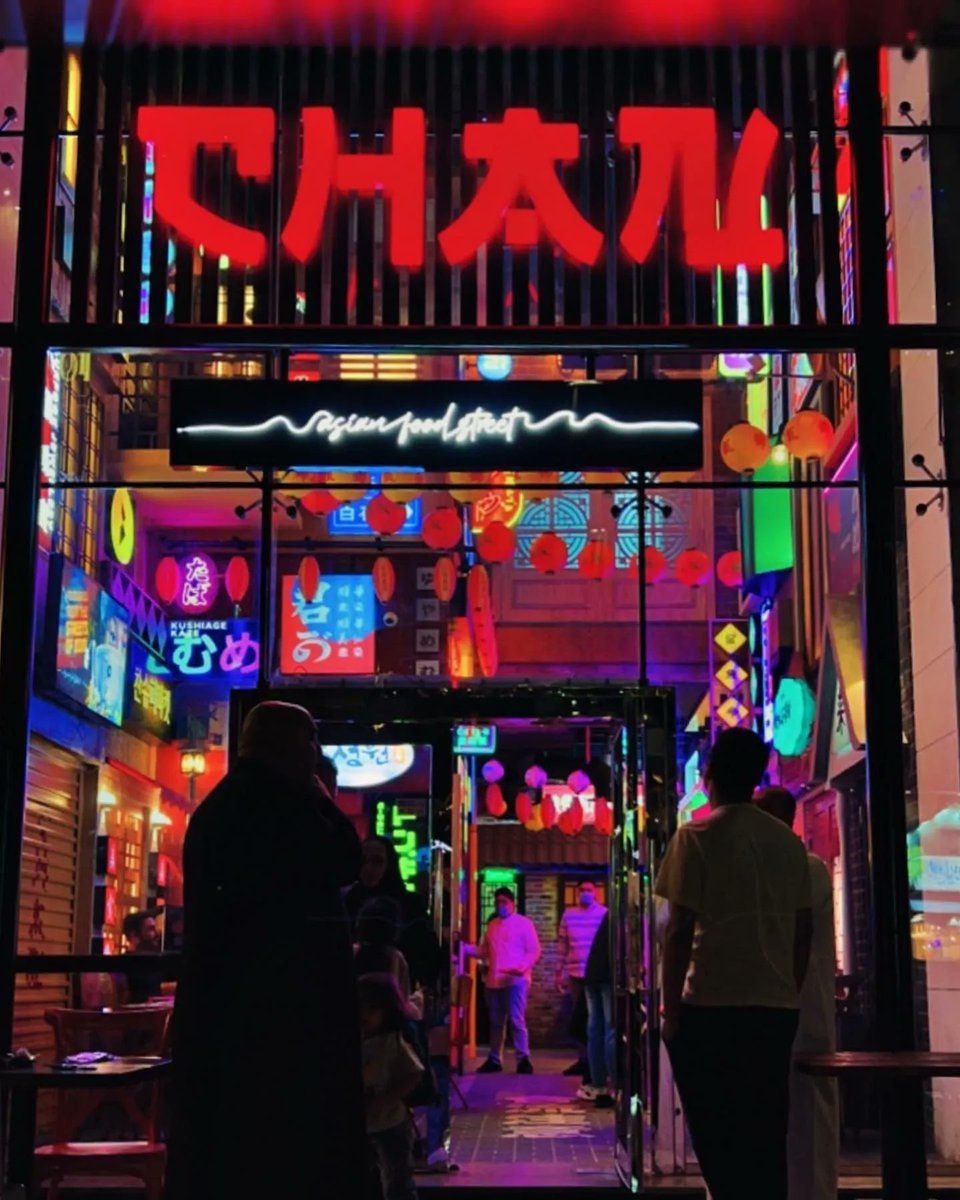 Destination_KSA's tweet image. With an aromatic aura and an aesthetically designed space, Chan hosts an array of local Chinese plates with a twist by adding touches from Bursa, Thai, Singaporean and Indonesian flavors. 
Sourced 📸
-
#Jeddah #Saudi #DestinationKSA