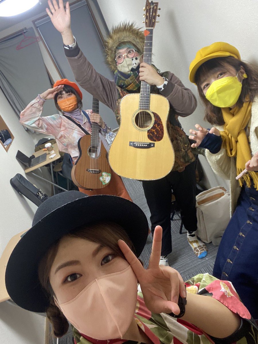 tact_0502's tweet photo. 今夜も大塚！

今夜は賑やかだ！ https://t.co/Eh8fdGGzEG