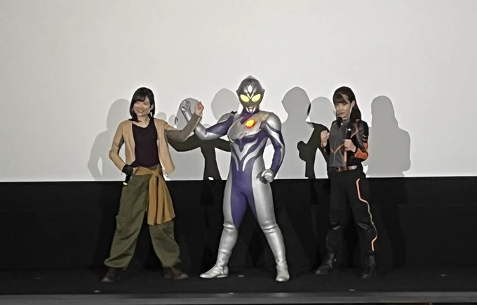 #ウルトラマンデッカー最終章 #ウルトラマンデッカー 先日の宮城での舞台挨拶に行ってました!東京に赴く以外に生でウルトラマンとキャストを見れるとは…ありがたい…昨年はウルサマにも行けたのでデッカーとディナスには強い縁を感じます。 