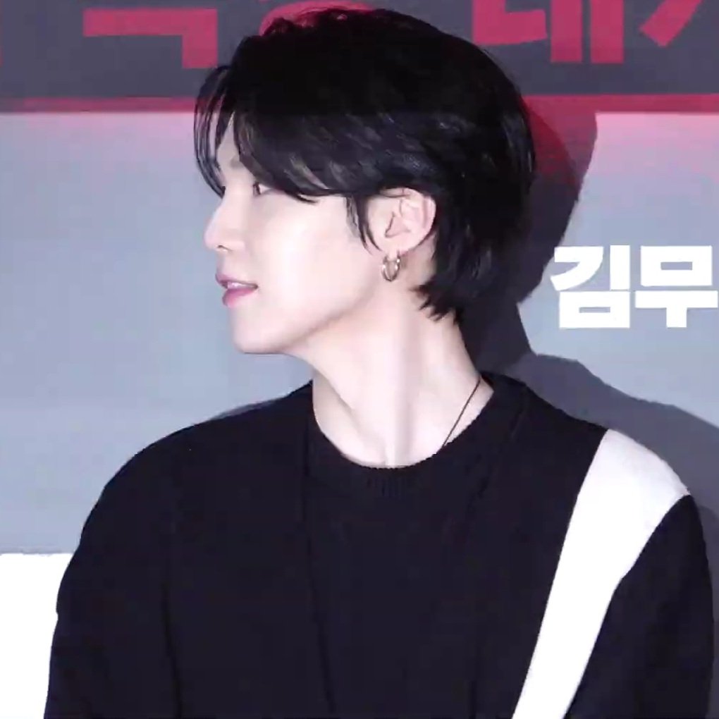 이름없음 tweet media