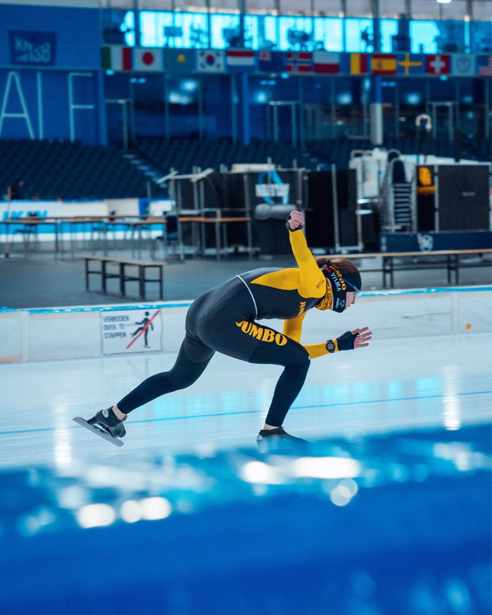 new week means new opportunities ⚡️
•
•
#teamjumbovisma #iceskating #jumbo #visma #inzell #focus #speedskating #happy #workhard #opportunity #schaatsen