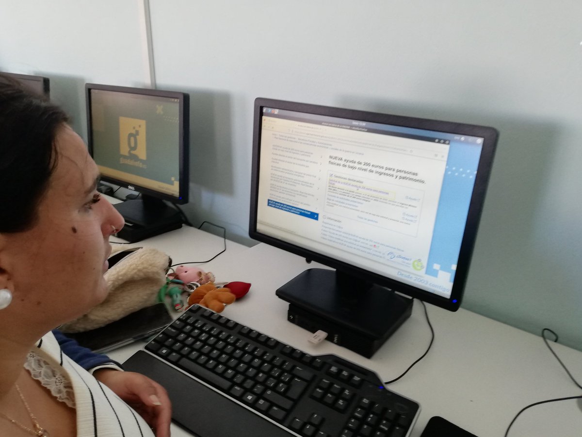 CGFuenteplata's tweet photo. ✔️ Hoy hemos realizado el taller  de solicitar el cheque de los 200€ en la web de la Agencia Tributaria con nuestro primer grupo.

#CAPIFuenteplata #Guadalinfo https://t.co/TPepyT6clX