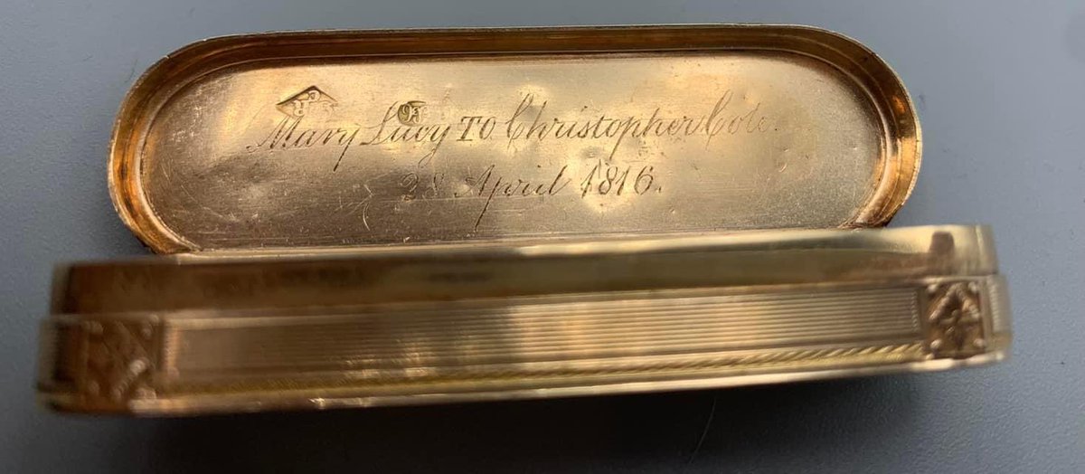 MelissaLeePat's tweet photo. I’ve been on about my work at @hansonsstaffs that I’ve neglected to tell you about some amazing finds at @HHRAuctions - starting with this stunning wedding gift to Christopher Cole KCB in 1816 - going under the hammer on Saturday this week #fineantiques #goldsnuffbox https://t.co/gdDH7SABoF
