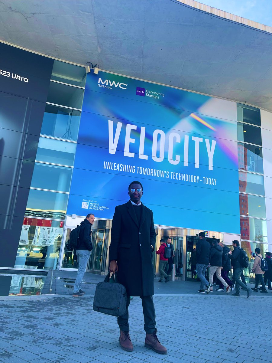 bologger's tweet photo. It is pleasure to join the World Mobile Congress in Barcelona as an ITU GCVB delegate. Look forward to engaging with industry players and new mobile telecom innovations. #MWCBarcelona https://t.co/XIMxEuA5JM