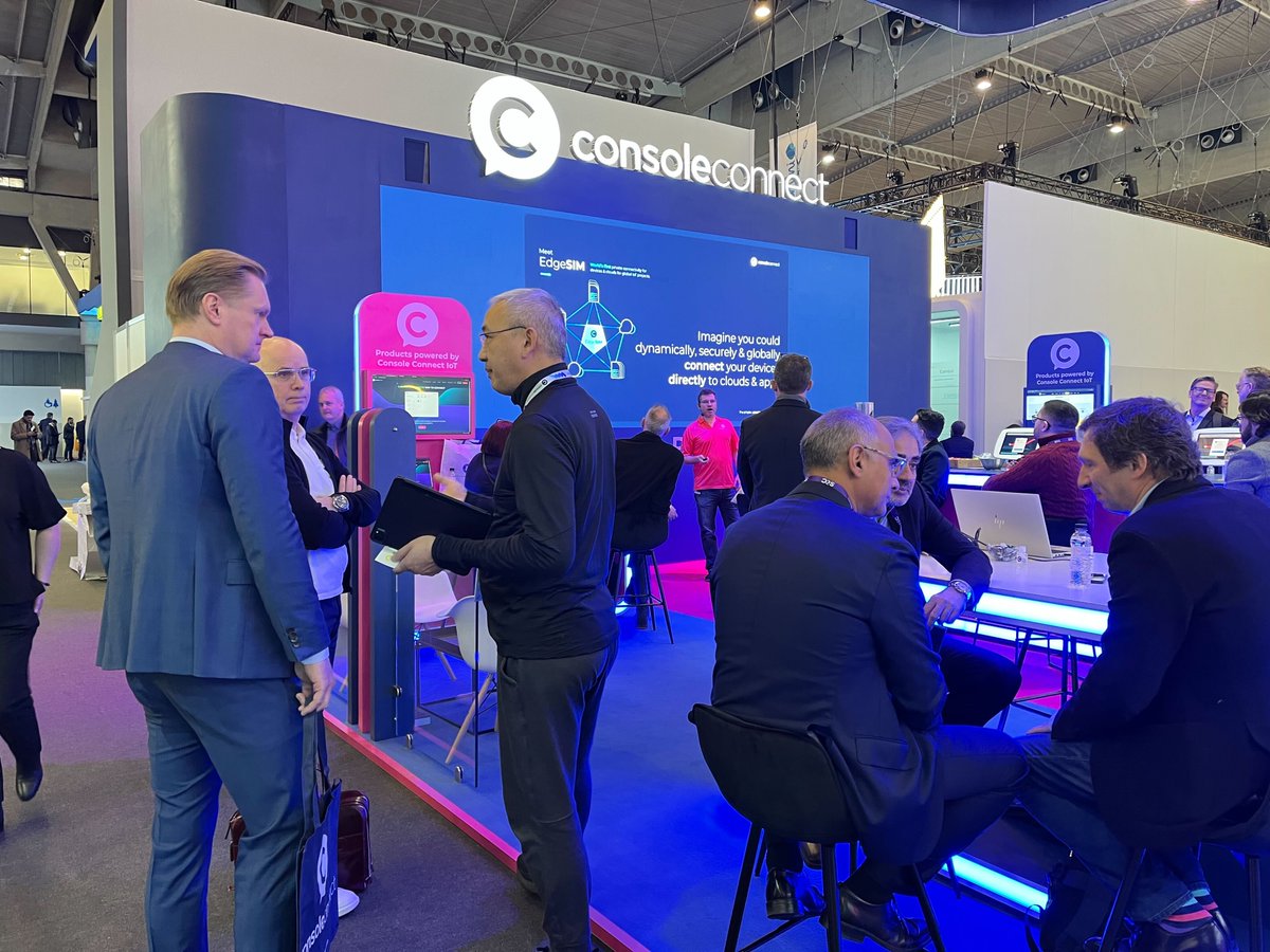 ConsoleConnect's tweet image. Great turnout to the launch of our new #EdgeSIM this morning at @MWCHub 🙌

Head down to the #ConsoleConnect stand (Hall 2 E21) to learn how #EdgeSIM can deliver secure access between #devices and #clouds on a global scale.
Arrange a meeting with us here: hubs.la/Q01Dt1yv0