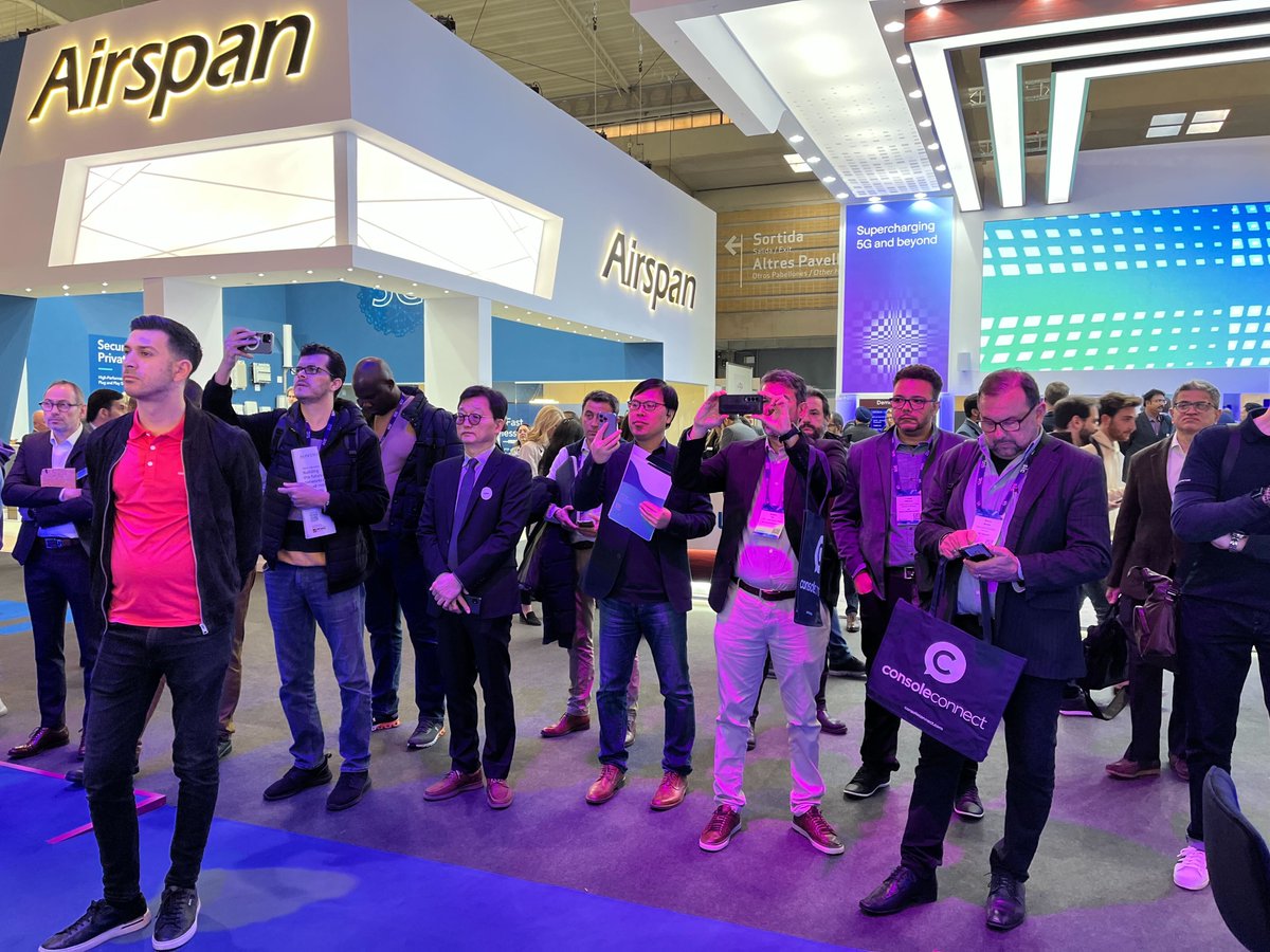 ConsoleConnect's tweet image. Great turnout to the launch of our new #EdgeSIM this morning at @MWCHub 🙌

Head down to the #ConsoleConnect stand (Hall 2 E21) to learn how #EdgeSIM can deliver secure access between #devices and #clouds on a global scale.
Arrange a meeting with us here: hubs.la/Q01Dt1yv0