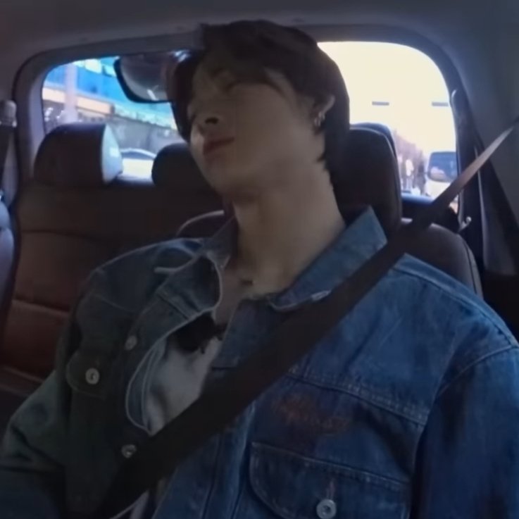 R (@nocontextni_ki) on Twitter photo 