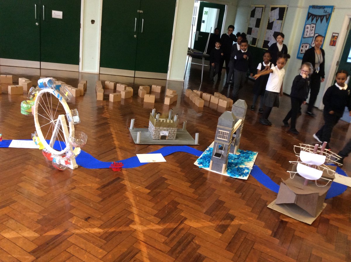 falconbrookSW11's tweet photo. Year 1 loved visiting the London Landmarks exhibition - can you spot any famous landmarks? @CuttySark @TowerBridge @TowerOfLondon @TheLondonEye @BatterseaPwrStn @HRP_palaces #funatfalconbrook https://t.co/ZTeHUAO56Y