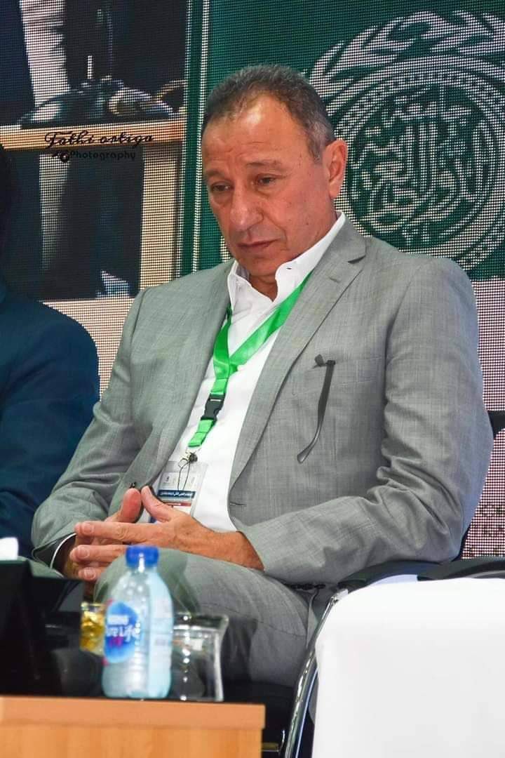 mostafayehia___'s tweet photo. اوعي تكون فاكر ان الخطيب بتاع مبادئ واخلاق ومش بيشتم!!
الخطيب هو علاء صادق
الخطيب هو شوبير
الخطيب هو ابو المعاطي واحمد سعيد
الخطيب هو اسلام الشاطر والقيعي والمنيسي
بيبو الاسطوره شخص ضعيف  ولا يقدر علي المواجهه وسايب لجانه ترد 
المهم ان مرتضي منصور وحش علشان بيشتم!!! https://t.co/dE1Xoc0TgP