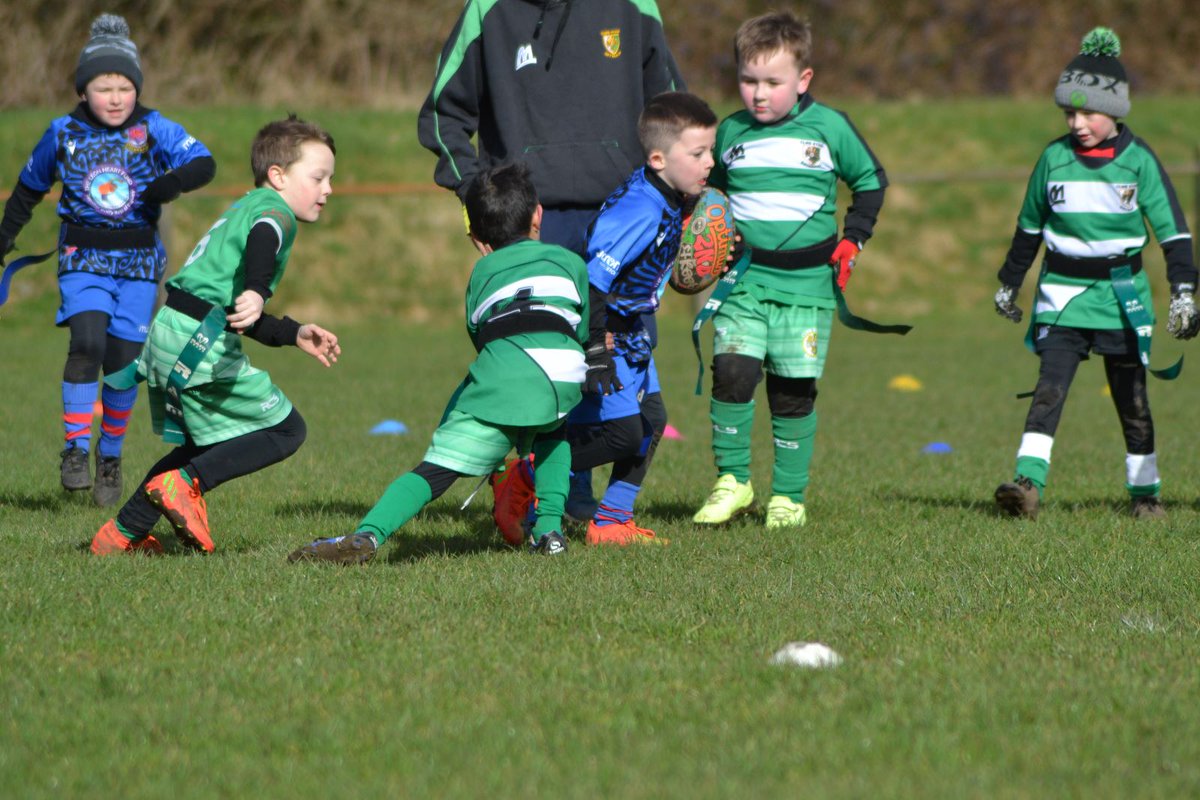 GlaisRFCJuniors's tweet photo. We would like to thank @BrynammanRFC for the warm welcome we received yesterday morning. 
Our U7s and U8s really enjoyed and great to see them all having fun with some great tag rugby on show. They also loved the hot dogs after the game 🌭
See you again in 3 weeks  🏉 https://t.co/XG9Y168Cbj