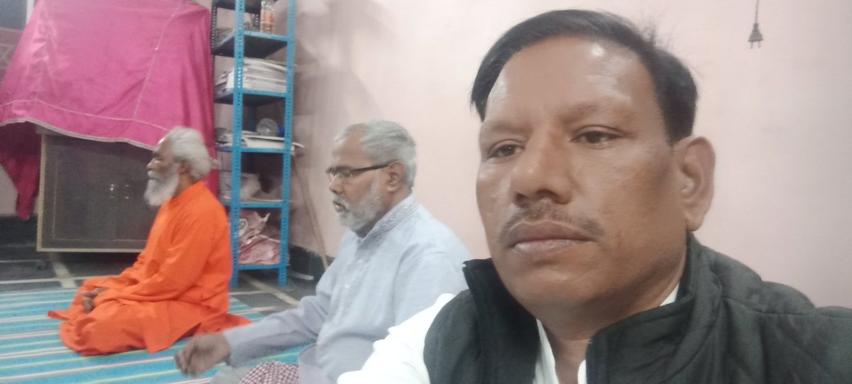 Telurampradhan_'s tweet photo. कांग्रेस के महाधिवेशन के बाद आनन्द मार्ग आश्रम रायपुर छत्तीसगढ़ मे रहा और कीर्तन भजन का आनन्द लिया परमपिता बाबा की जय #anandamarga https://t.co/nCKFJU3uJQ
