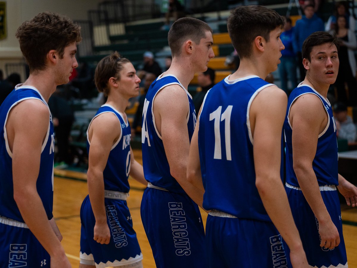 DISTRICT FINAL DAY⚫️⚪️

📍 Millard North High School
⏰ 6:00 PM
📡 1340 AM / 96.1 FM
📺 m.youtube.com/watch?v=ddH2vR…

#Bearcats