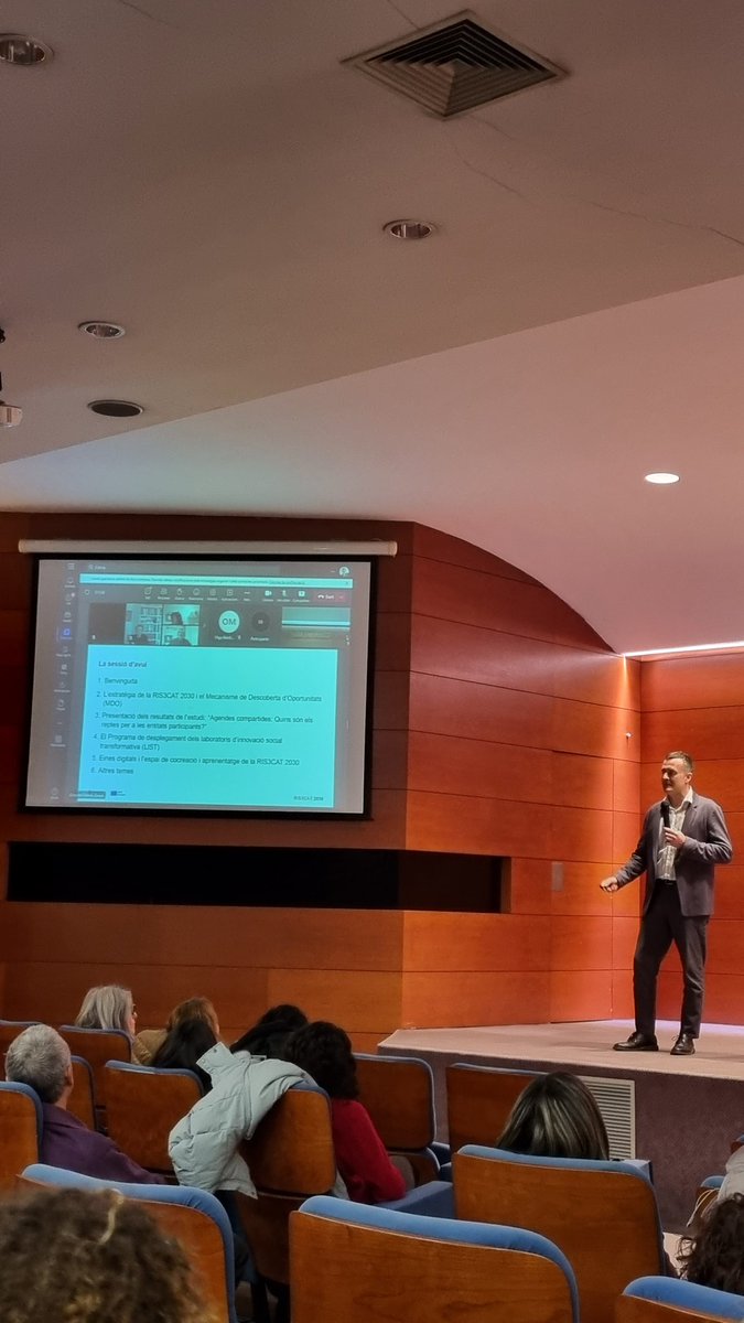 BetDachs's tweet photo. 🔛 Seguim avançant amb el #Programa Regions del Coneixement del Dept. @recercauniscat, en línia amb l'estratègia en #transferència de #coneixement i #territori de la @uvic_ucc
Ho abordem de forma col.laborativa amb voluntat #transformativa i mirada #sistèmica
📍Casa del Mar https://t.co/TZa1ObH9DP