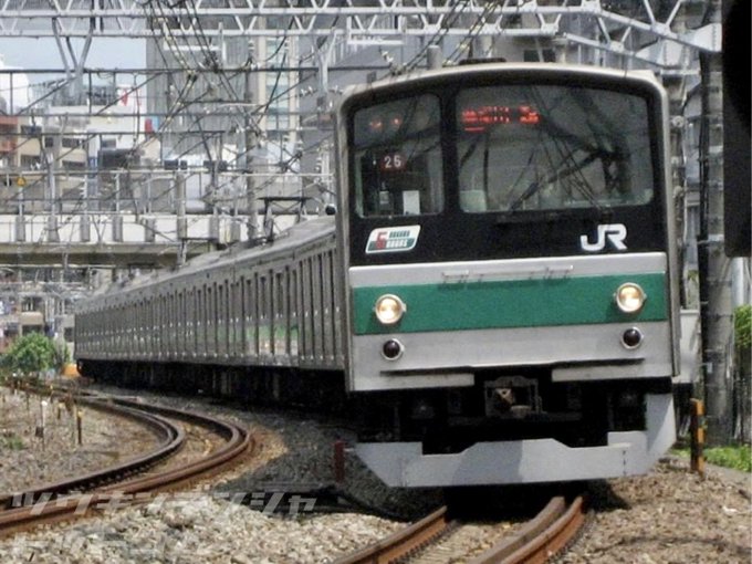 赤松先生の人気作品「ネギま」が20周年との事ですが、作中には埼京線205系が登場しましたね。#ネギま20周年 