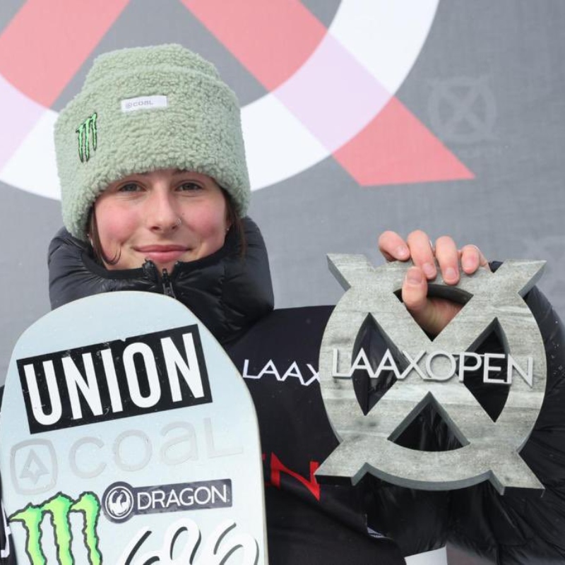 TeamGB's tweet photo. Mia Brookes is the youngest snowboarding world champion of all time. 

She's also a skater, guitarist, surfer and has lived in a motorhome for eight years 😳

Meet the person behind the gold medal!