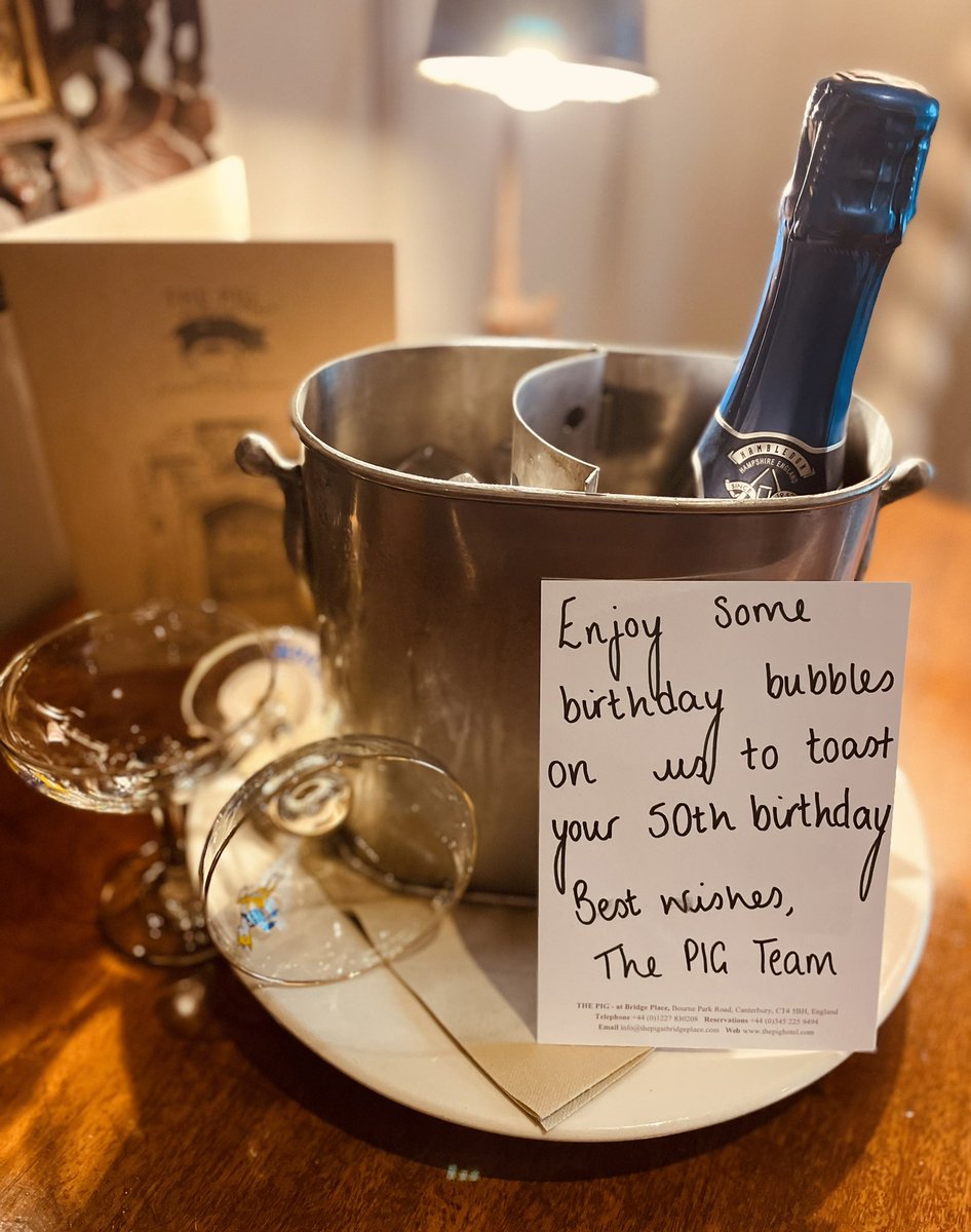 amavanatalie's tweet photo. @The_Pig_Hotel thanks for a great evening celebrating @ElecEngLee big 50. Amazing food, beautiful room and perfect attention to detail https://t.co/RNlaL7DLaP