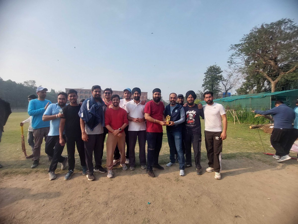 CRICKET TOURNAMENT 

The Growth Natives tournament was a resounding success! Our employees brought their 
A-game to the field and made it a memorable event.
Hats off to the winning team ‘NetworkOn’ for their performance. 
Their energy, passion, teamwork were truly inspiring.
