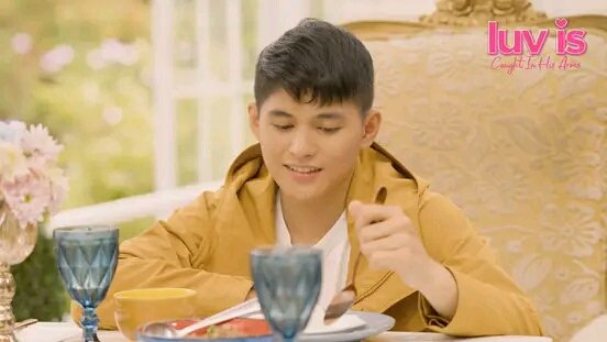 JOLINAguevarra5's tweet photo. Dami kung tawa dito , kc unang date pa lang nlang dalawa palpak na.#LuvIsTheTruth
KapusoBrigade
 @ind1oBattalion https://t.co/RUd31CQUvv