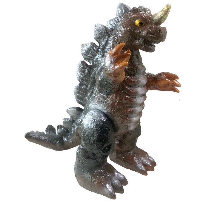 申し込み明日までだから迷わず申し込んだよゴドラス。抽選販売じゃないのもありがたい。このままゴスラ、バクラ、ドラギラスと続いてほしい 