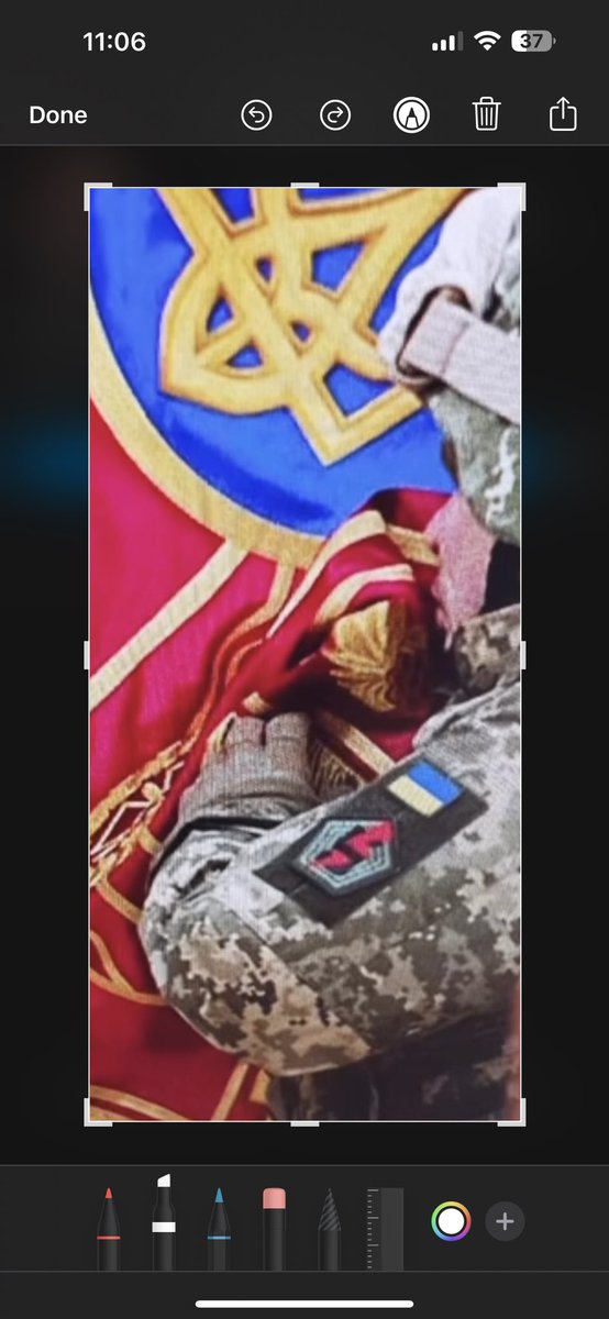 ClienteleAuto's tweet image. Anybody know if this might be look at the patch on the left arm of the flat kisser