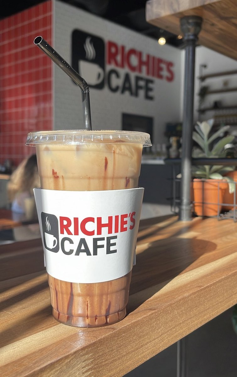 iloverichies's tweet photo. RICHIE’S OPEN
#AlmostSpringBreak https://t.co/pyUvDDdxKh