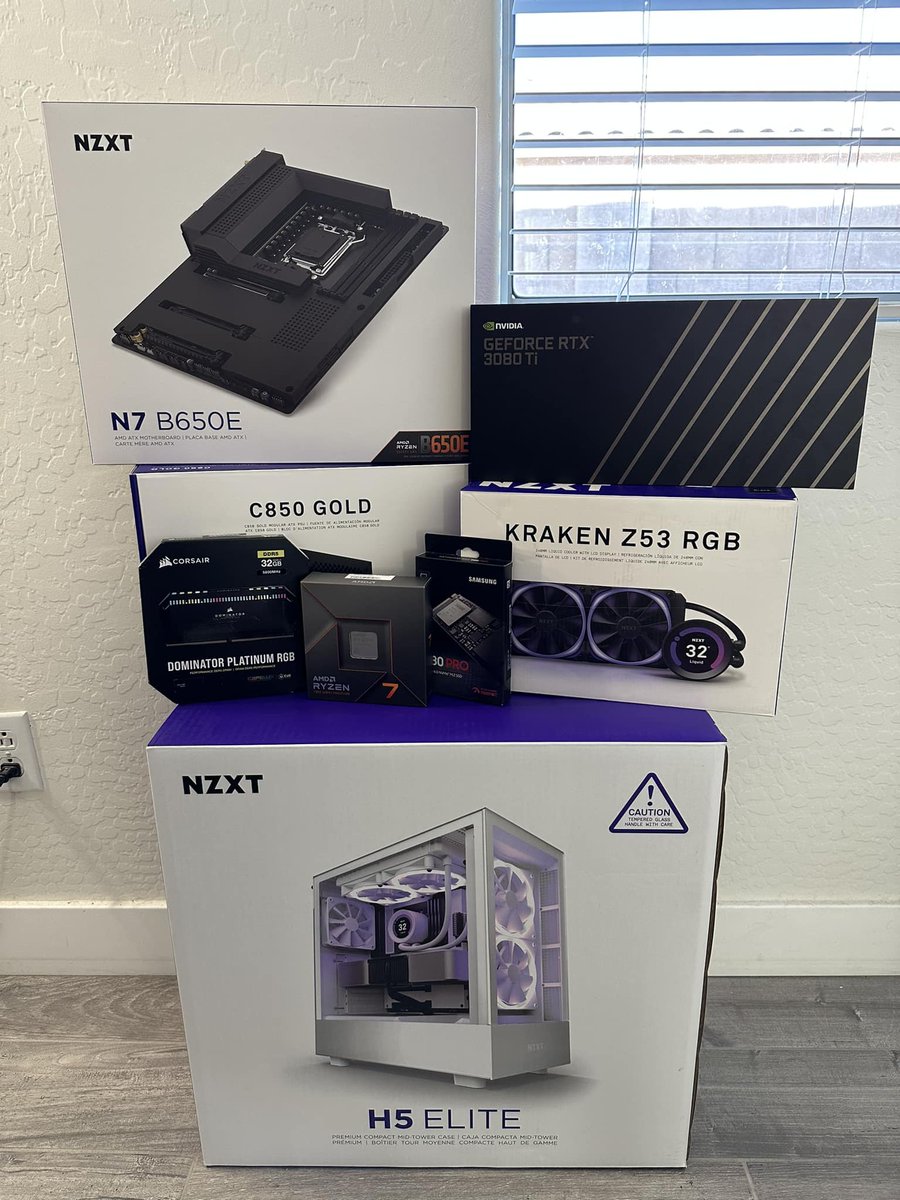 NZXT's tweet photo. Who wants to build this?

https://t.co/1wHuYidfzY https://t.co/gSnHdIwKlj