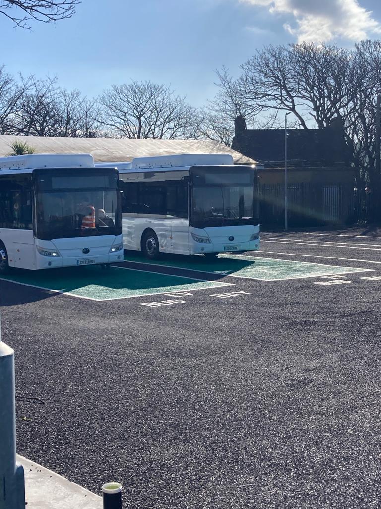 PeadarDingle's tweet image. Great news! 2 thoroughbred electric buses have arrived in West Kerry! Sustainable tourism and transport. Well done local link, looking forward to having a go!